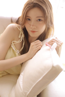 ASIAN极品呦女撒尿